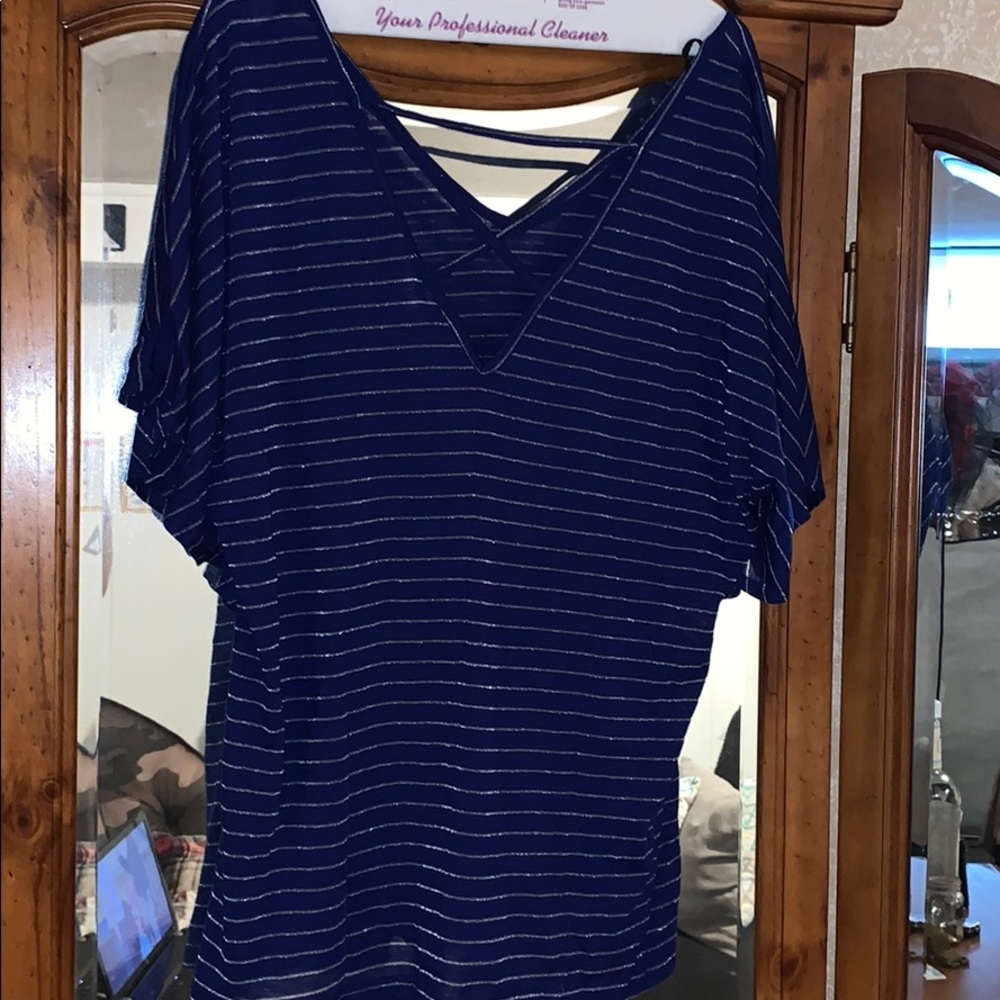 Shirt - Picture 2 of 2